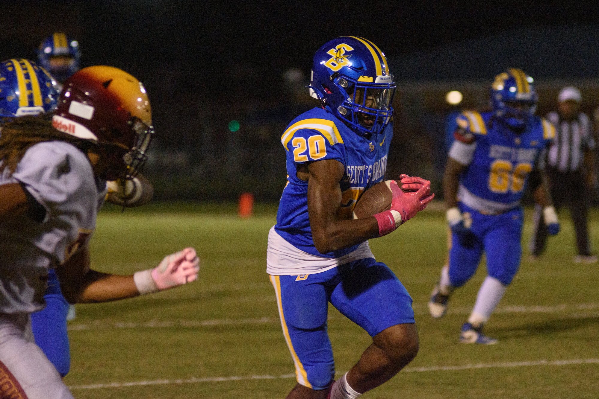ABIGAIL PITTMAN / THE SUMTER ITEM.Scott’s Branch High School hosts Bethune-Bowman High for a football game on October 16, 2026 in Sumter, SC..