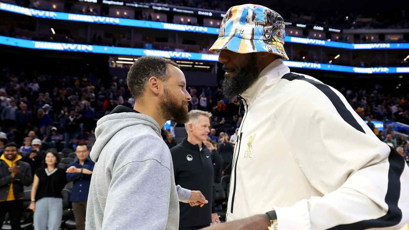 Golden State Warriors guard Stephen Curry and Philadelphia 76ers forward LeBron James