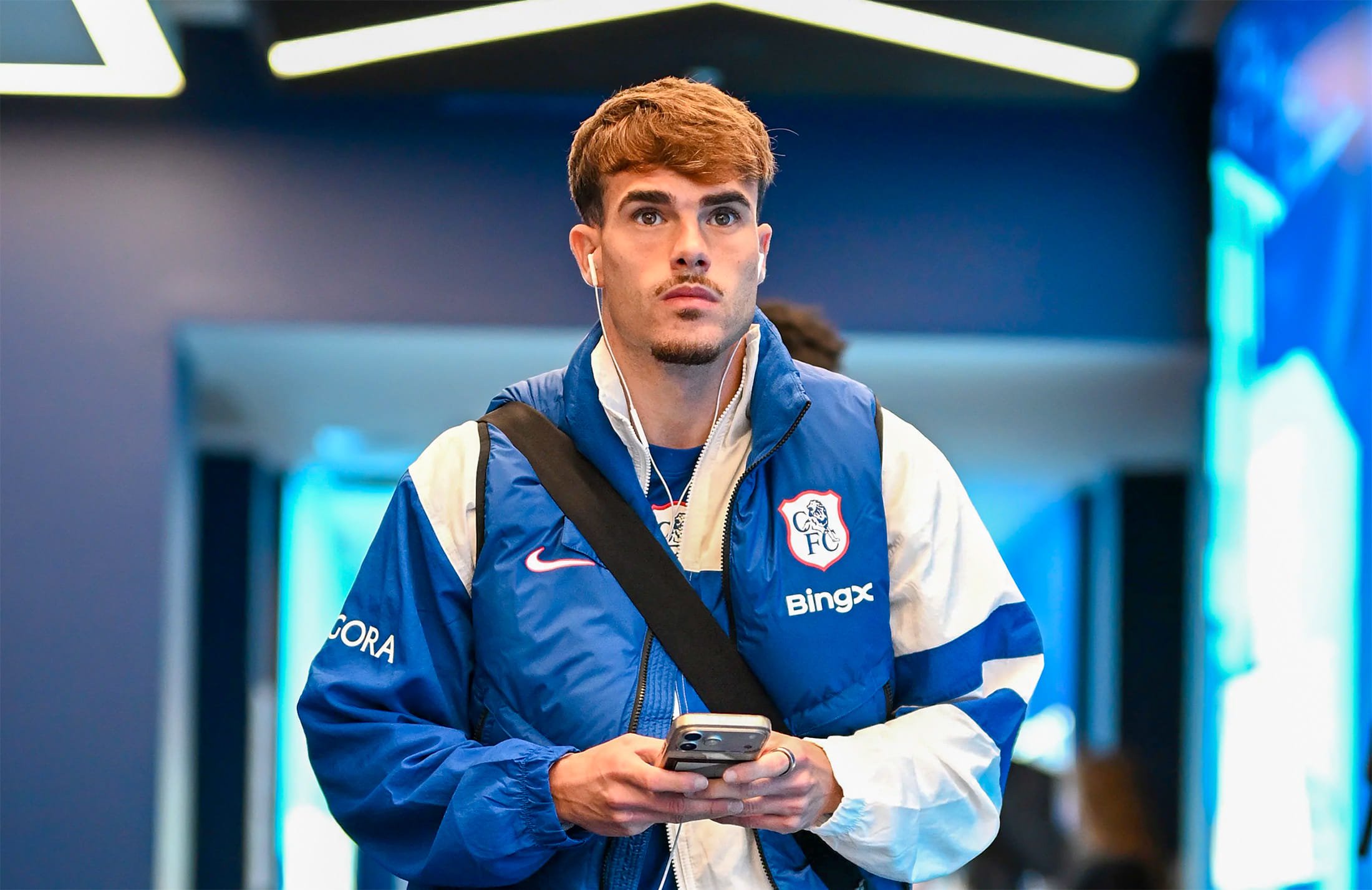 Pep Chavarria arrives at the stadium