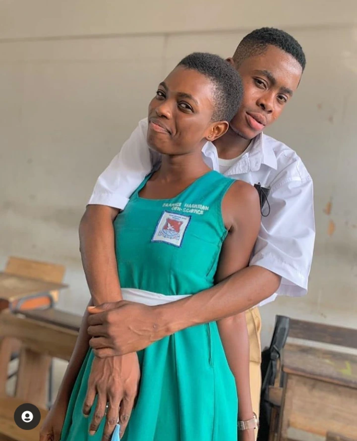 Check out these stunning photographs of senior high school 'couples' flexing in their school uniforms (photos)