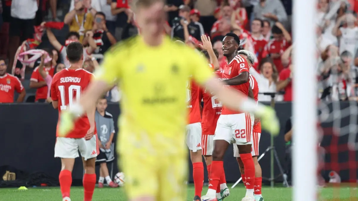 Jhon Durán esteve em destaque no Benfica-Celtic