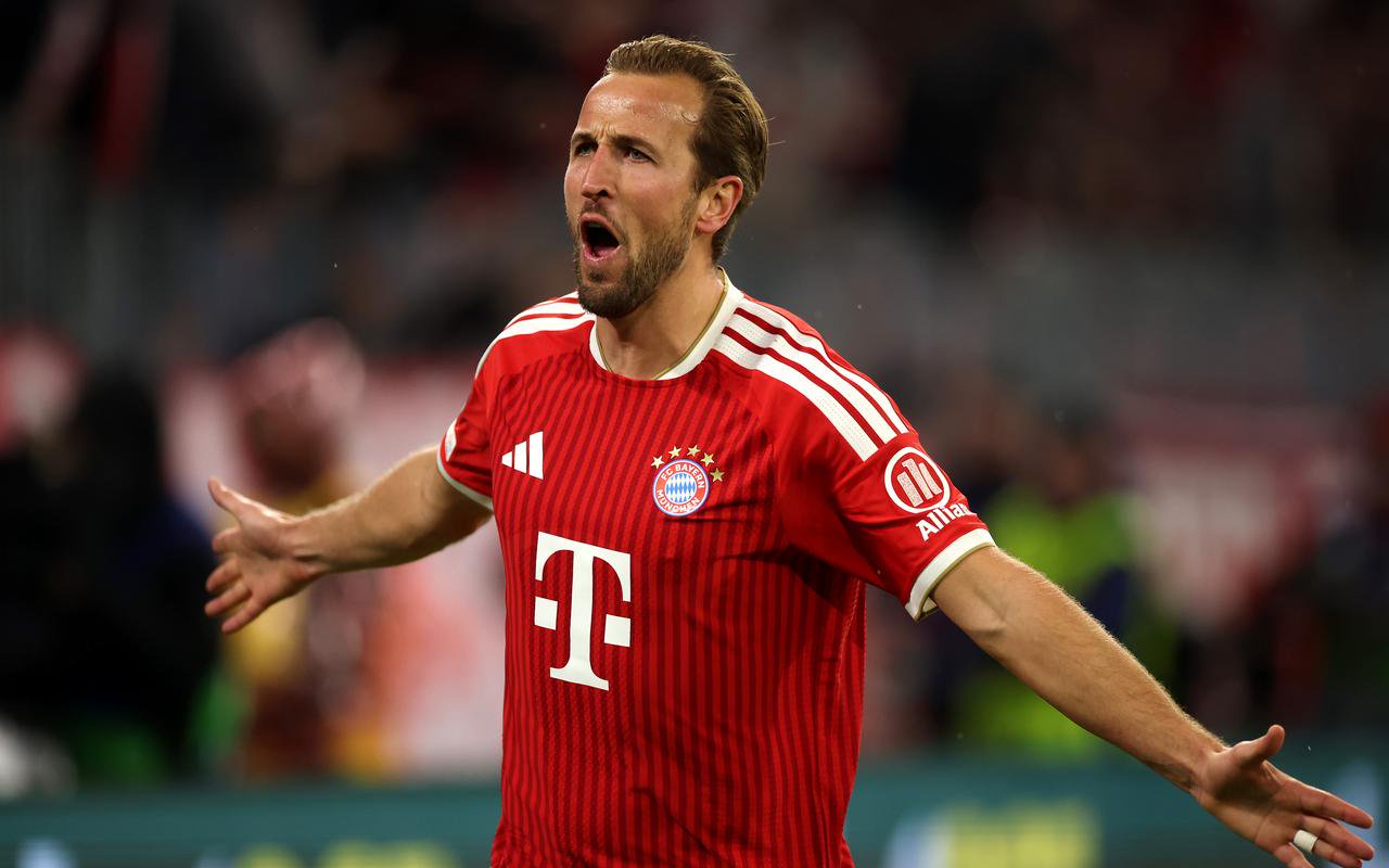 Harry Kane lauds 'tricky' Arsenal and thanks Spurs fans for wishes before Ballon d'Or ceremony