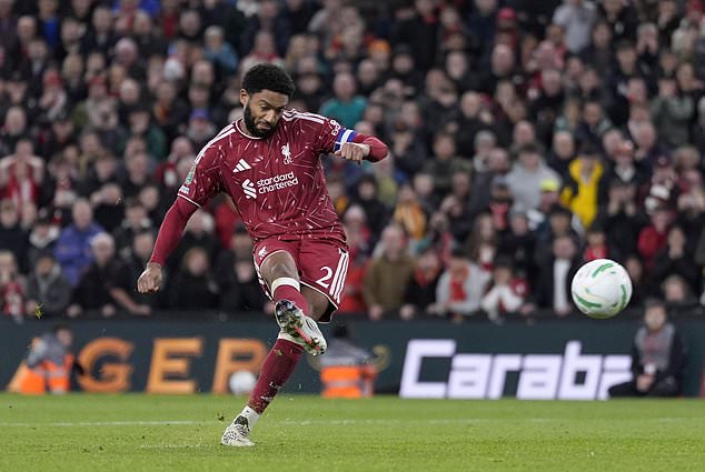 Liverpool´s Joe Gomez scores the decisive penalty (PA)