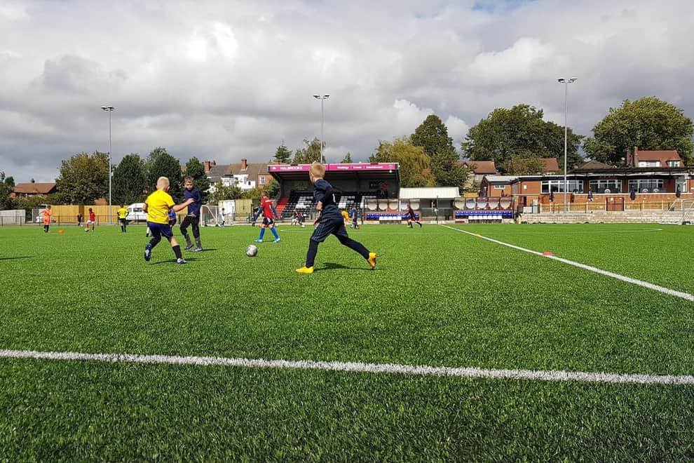 Broxtowe Borough Council has awarded £4,000 in Grant Aid to Eastwood Community Football Club to assist in establishing and running a new women’s team.