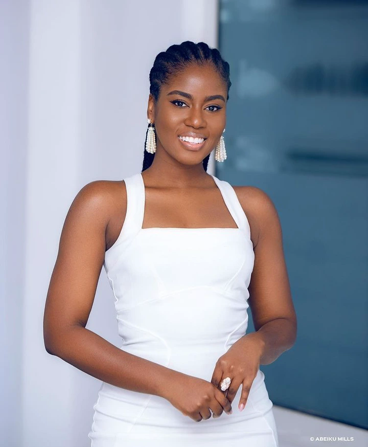 Naturally beautiful; See current photos of Mzvee