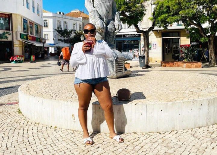 Meet the South African Television Host ‘ Hulisani Ravele ‘ and her ...