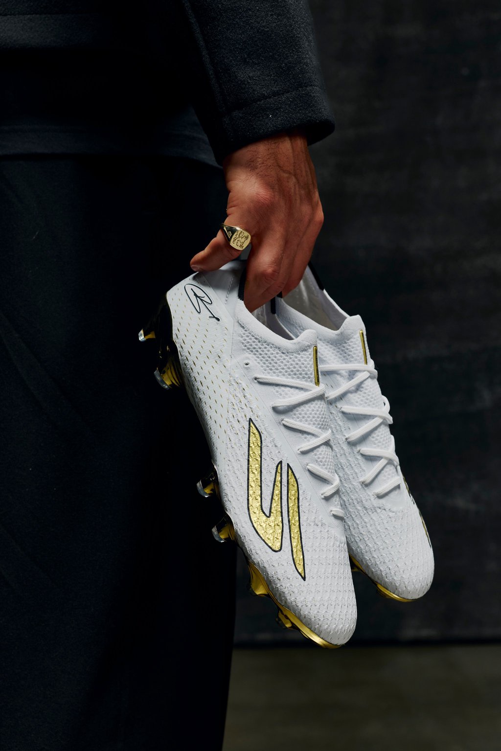 Harry Kane Ballon D'or Skechers Boot