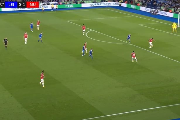 Martinez finds Fernandes