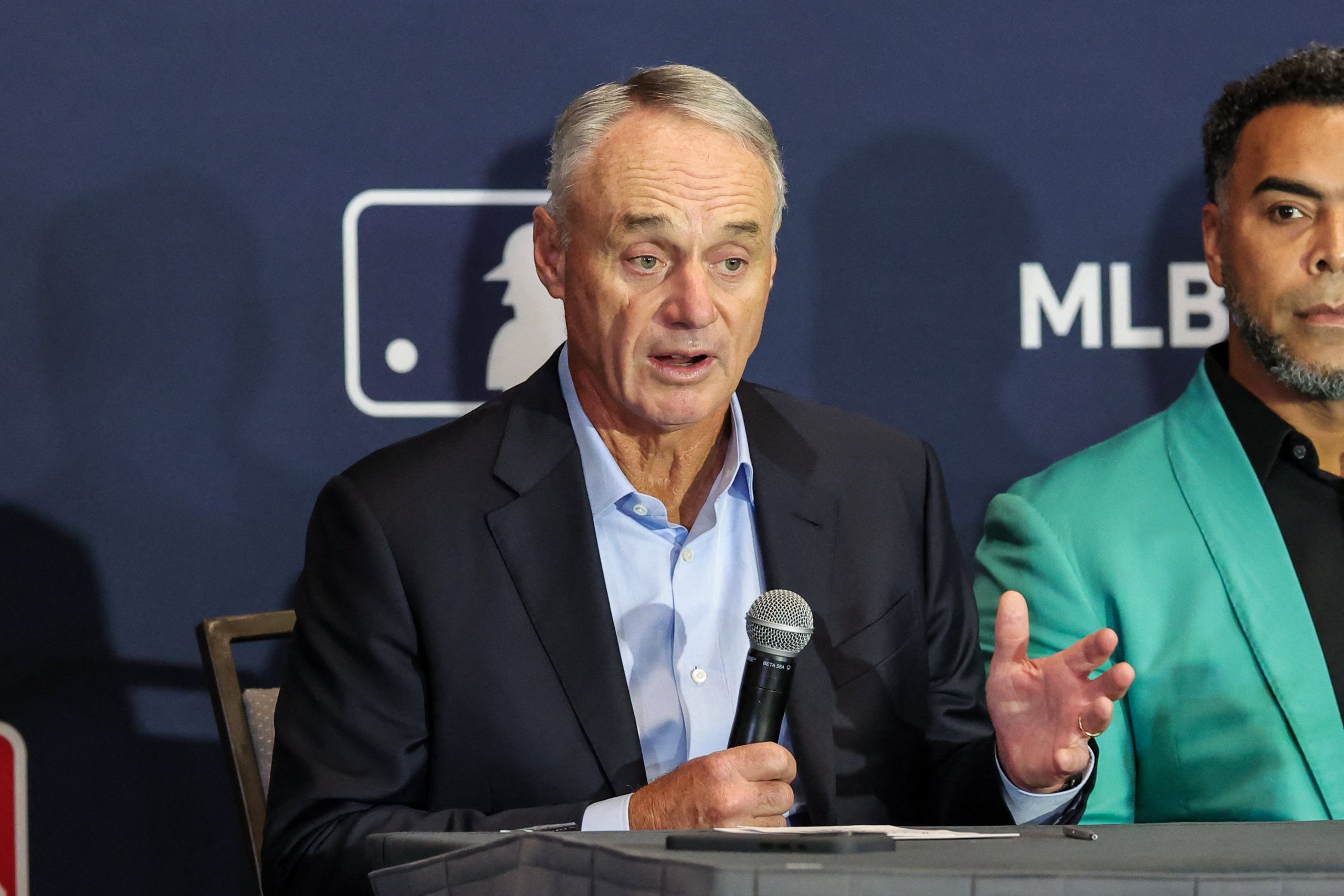 MLB