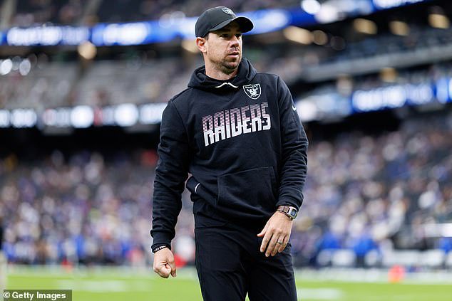 Coach Klint Kubiak praised Cousins but did admit Mendoza 'is going to play at some point'