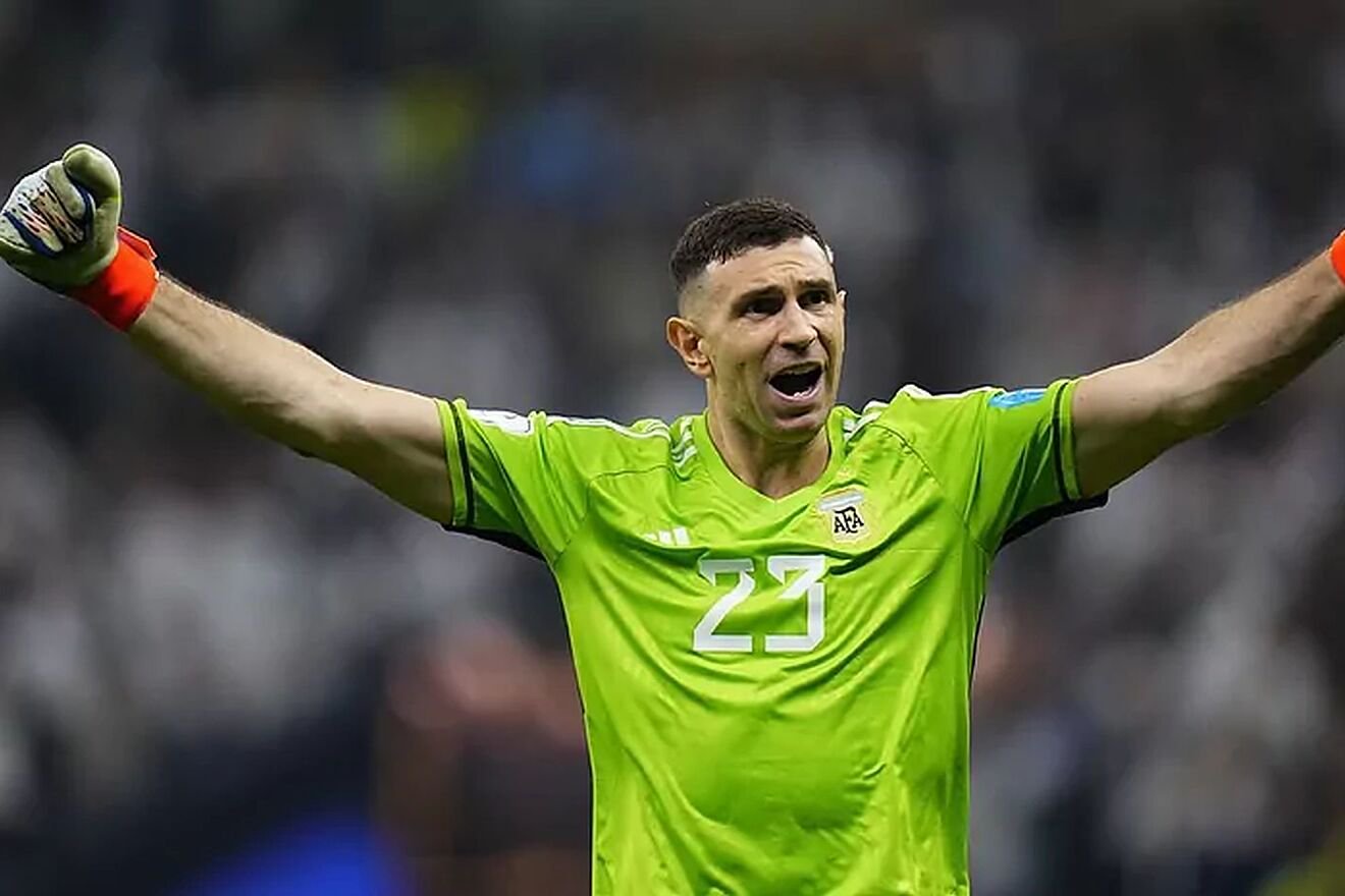 Chelsea eyeing to sign Emiliano Martinez from Aston Villa this summer
