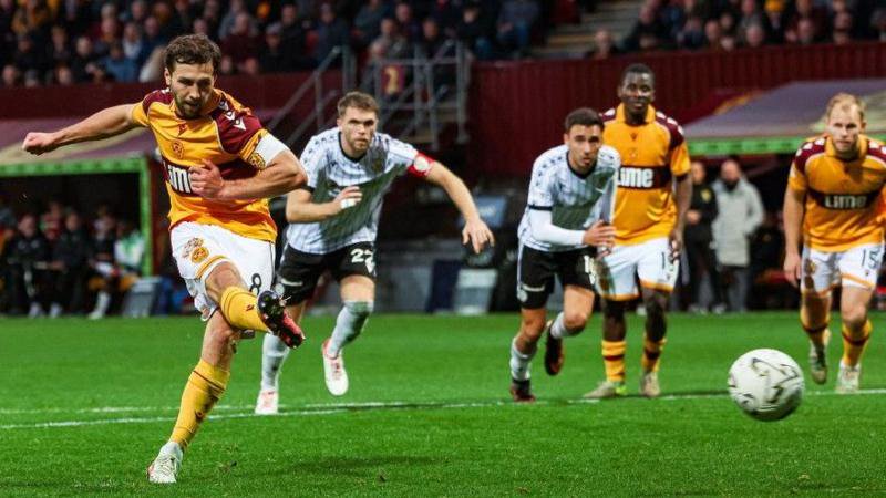 Lukas Fadinger's penalty was enough to secure three points for Motherwell