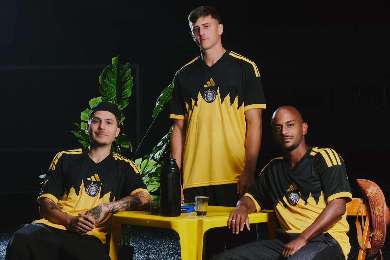 Novo uniforme do Podpah para a Kings Cup –