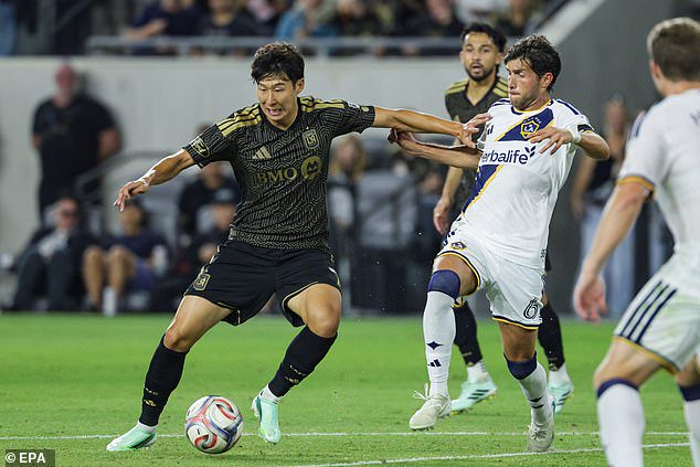 LAFC faced their crosstown rivals, LA Galaxy, in an MLS matchup at the weekend
