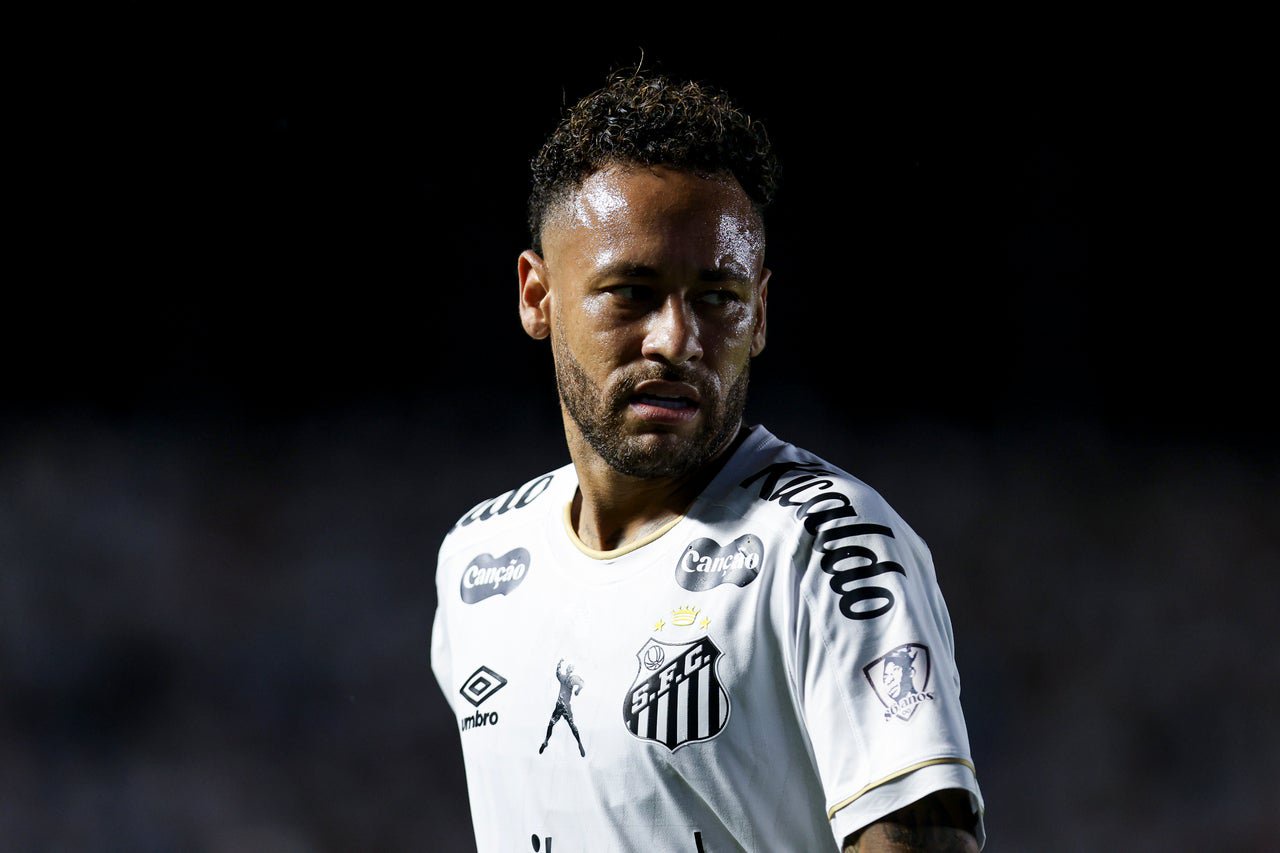 Neymar has been banned (Getty)
