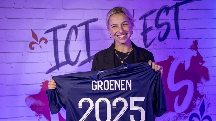 Groenen leaves Manchester United and becomes Martens' teammate at PSG NOW -  Paudal