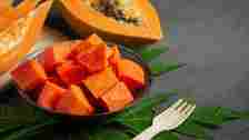 Common foods that you should avoid pairing with papaya