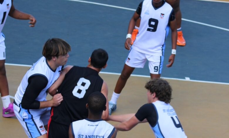 St Andrew’s College and Crawford International Sandton players battle it out on October 24, 2025. Photo: Duduzile Khumalo