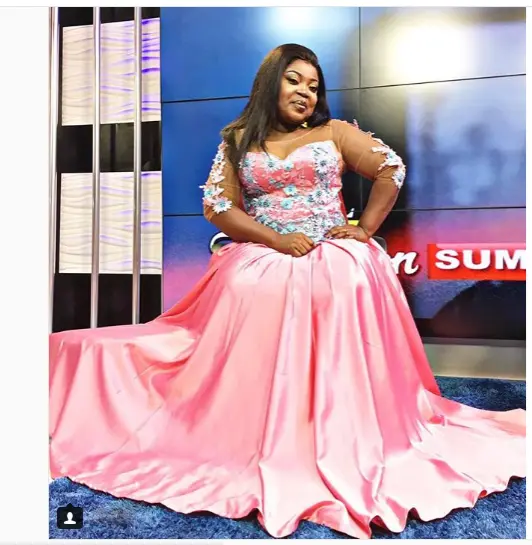 Here are the 10 most beautiful local (Twi) newscasters in Ghana - Photos