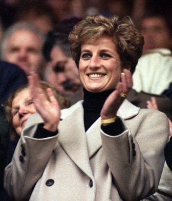 Lady Diana à 61 Ans : Voici à Quoi Aurait Ressemblé La Princesse En ...