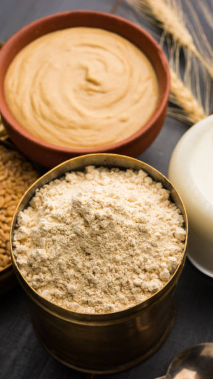 Besan ka sheera: The ultimate North Indian recipe to beat cold and cough
