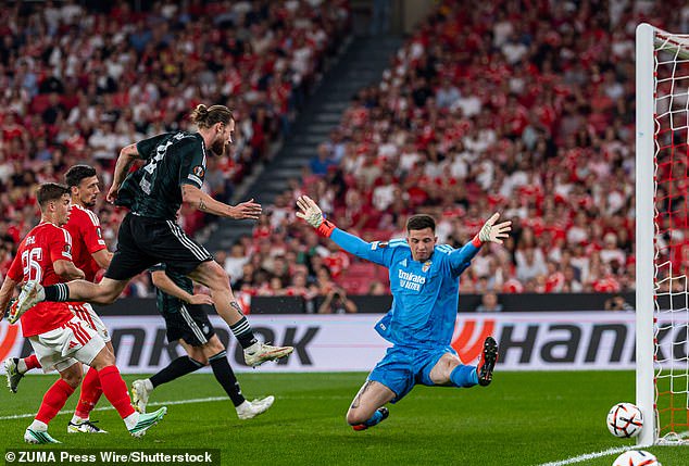Hogh spurned a good scoring chance in Celtic's 4-1 loss to Benfica