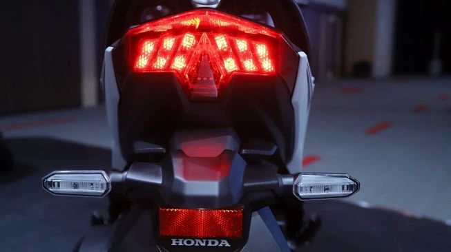 PT Astra Honda Motor meluncurkan New Honda Vario 125 dengan lampu LED pada semua sistem tata cahaya [PT AHM].