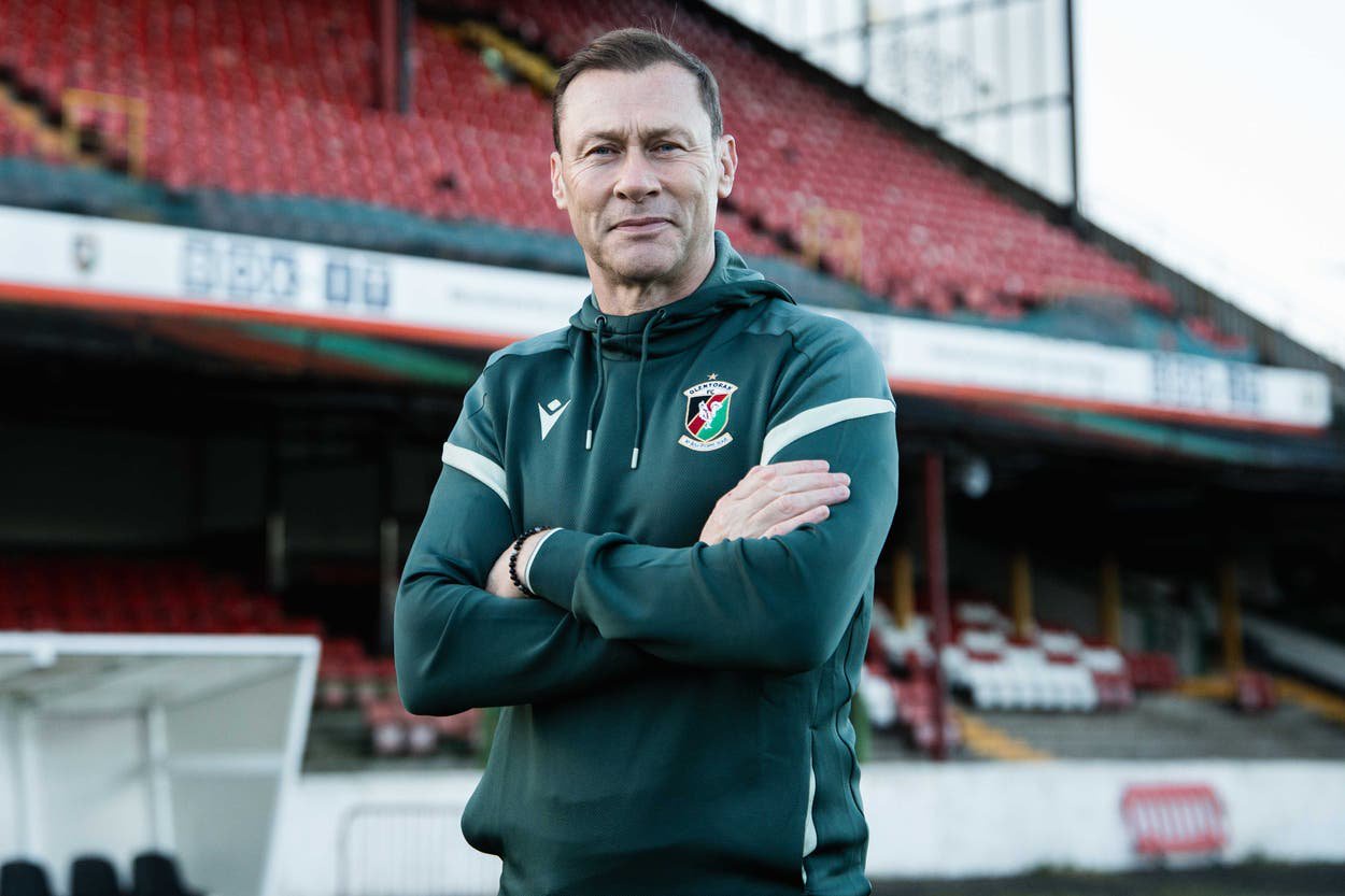 Duncan Ferguson has been announced as the surprise new boss of Glentoran