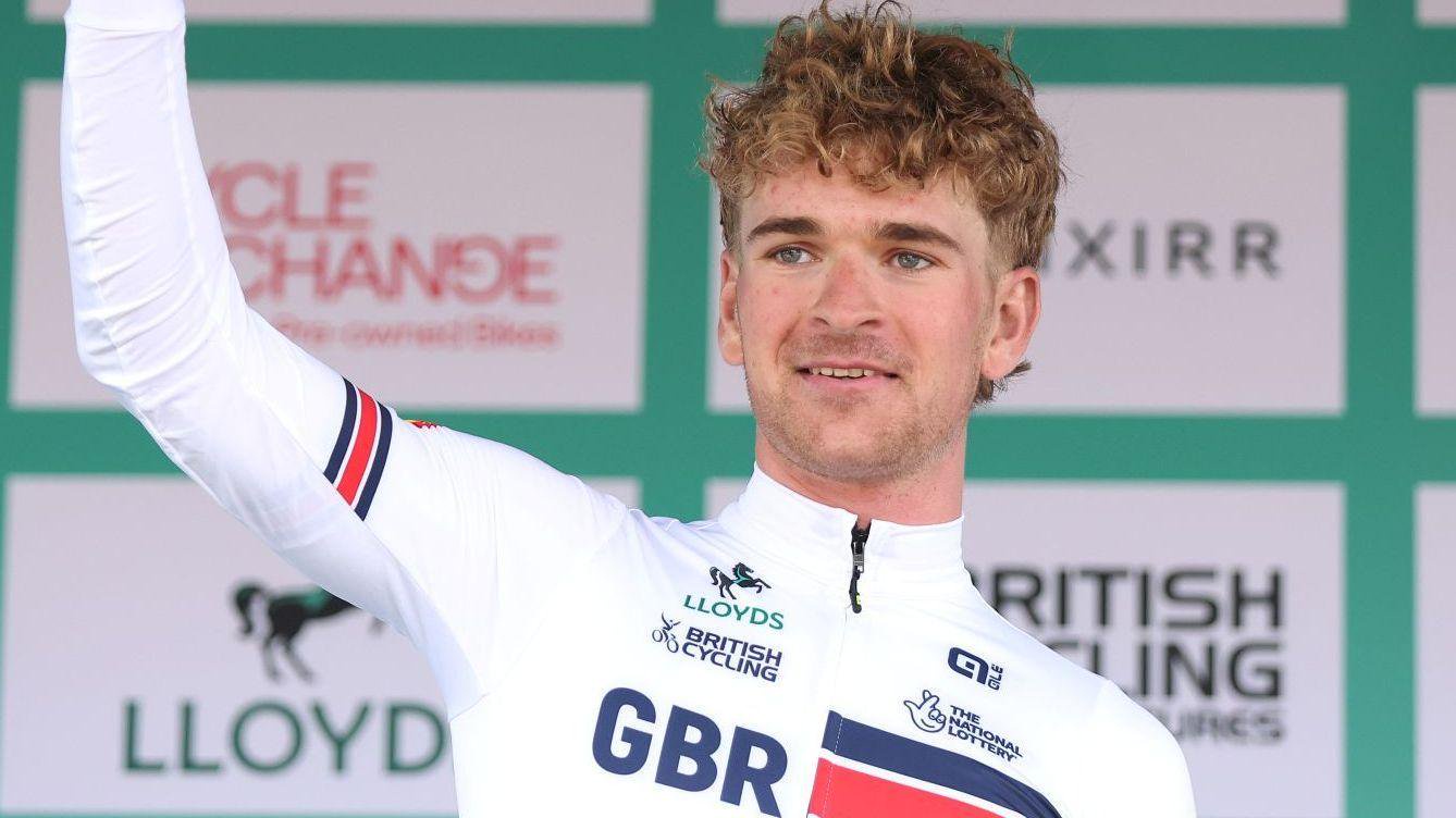 Ben Wiggins is awarded the Combativity Award on day five of the 2026 Tour of Britain