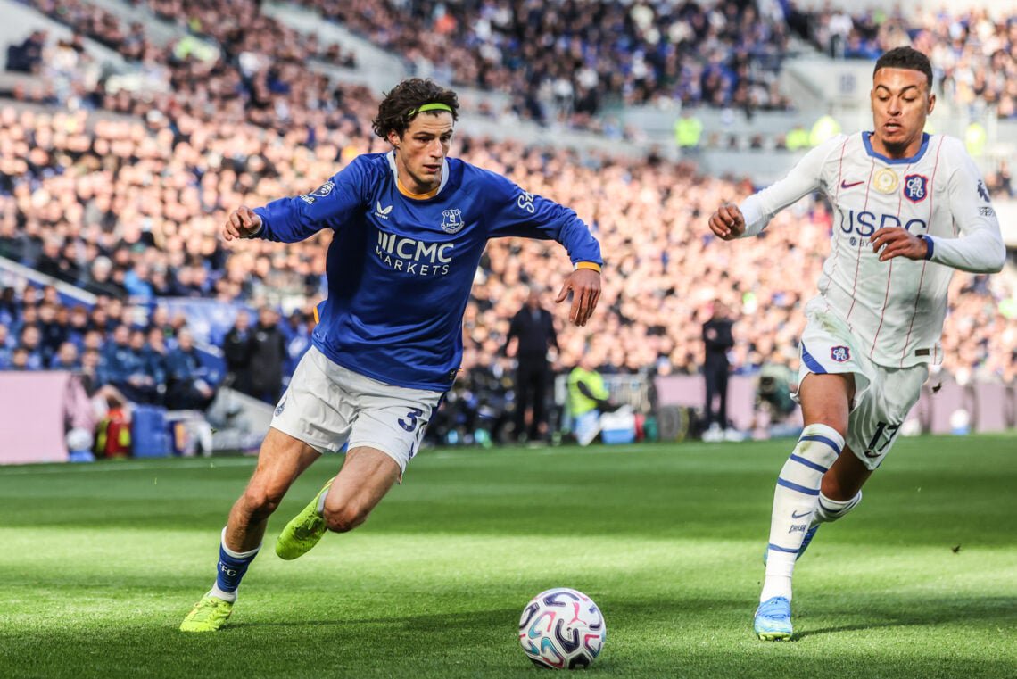 Everton winger Merlin Rohl.