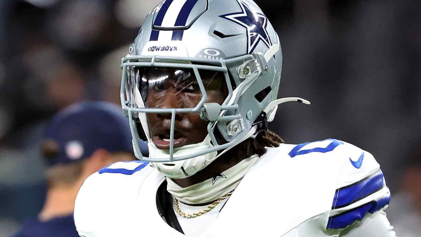 DeMarvion Overshown #0 of the Dallas Cowboys