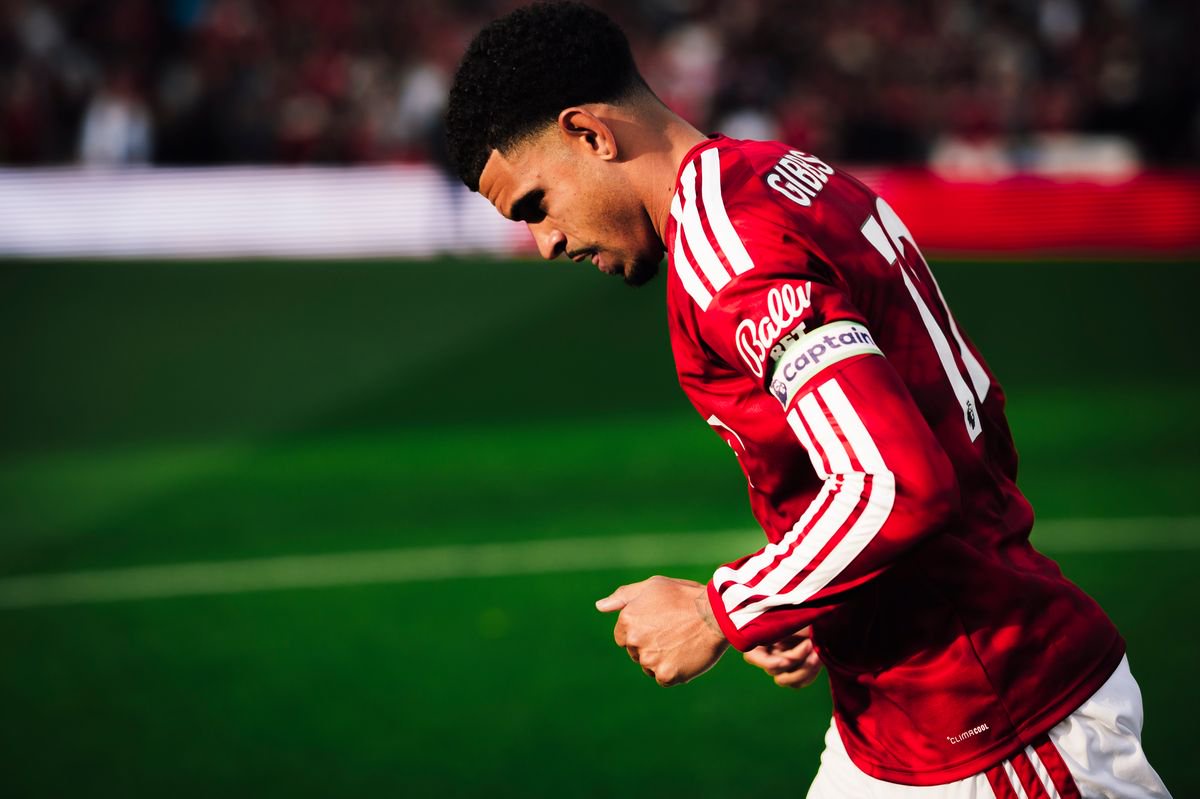 Morgan Gibbs-White in action for Nottingham Forest 