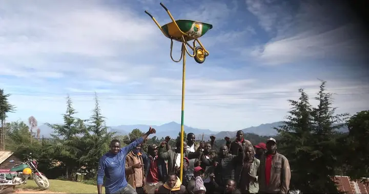 Governor Lonyangapuo's Supporters Vandalise Wheelbarrow Symbols Installed In Towns.