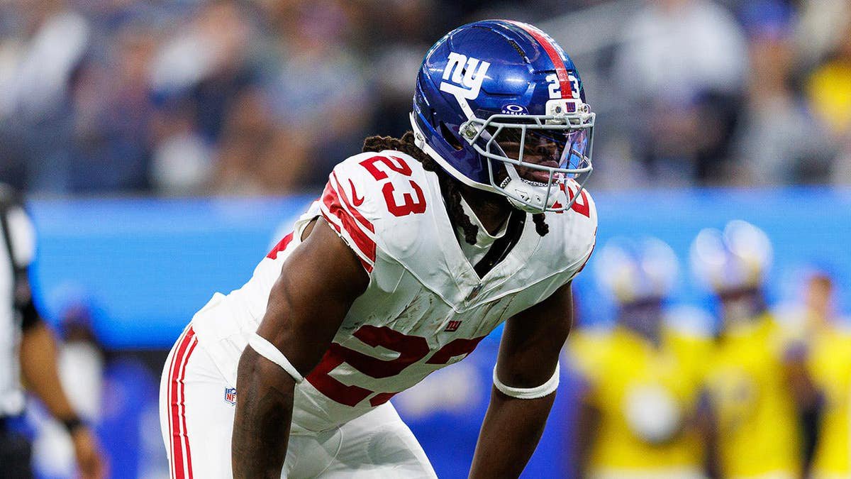 Najee Harris of the New York Giants gets set during an NFL game against the Los Angeles Rams.