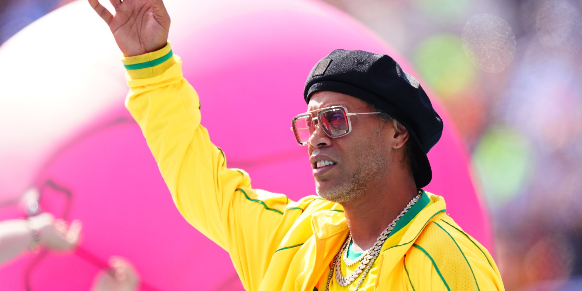 Ronaldinho to make comeback in Italian third tier
