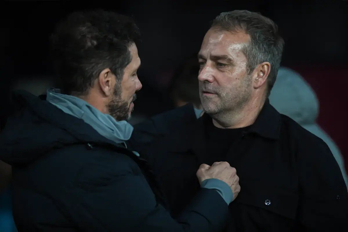 Manchester United enquire about moves for Barcelona and Atletico Madrid midfielders