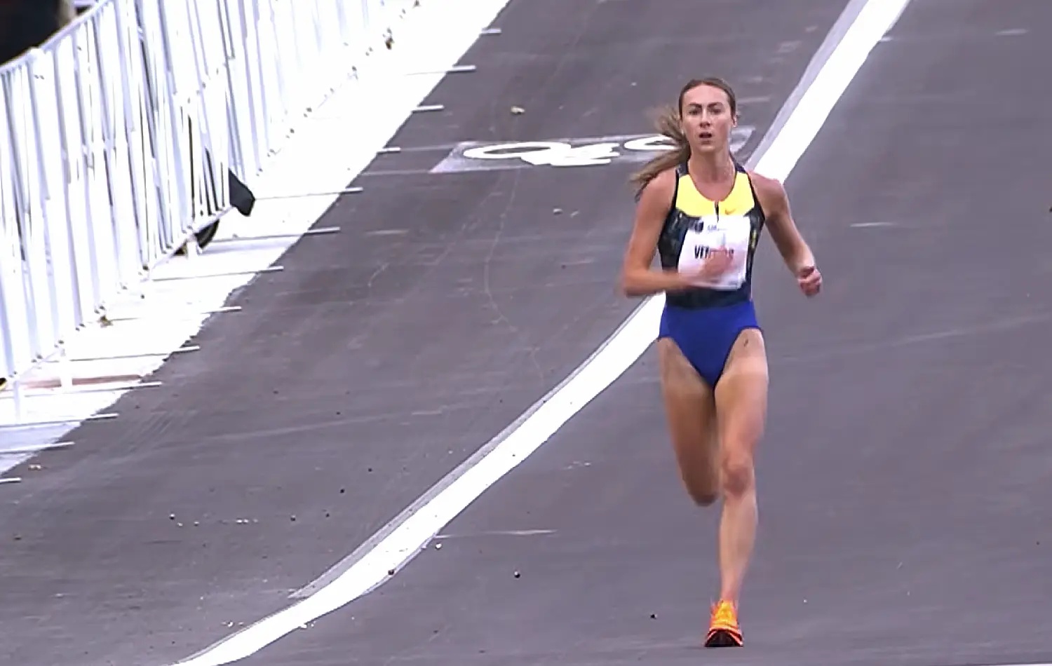 Emily Venters winning at the 2026 USATF 10 KM Championships.