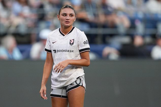 FILE - Angel City FC defender Gisele Thompson in action against Seattle Reign FC during the first half of an NWSL soccer match, on Aug. 9, 2026, in Seattle. (AP Photo/Lindsey Wasson, File)