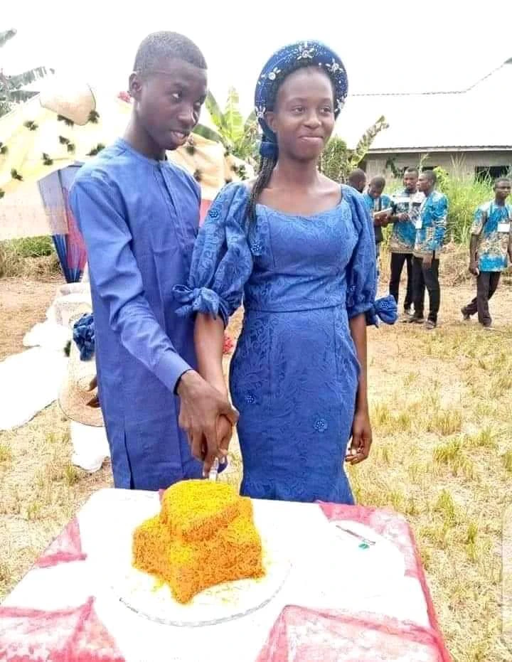 18 years old boy marries his 15 years old girlfriend in style (photos)