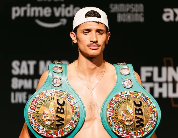 Sebastian Fundora poses with the titles at the weigh-in for his fight against Sebastian Fundora. (March 27, 2026)