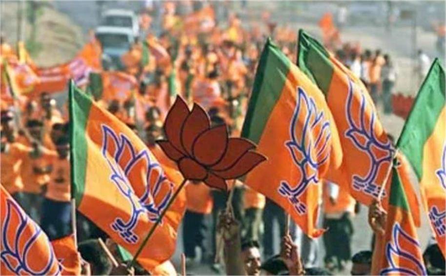 bjp mla protests against own government in bhind