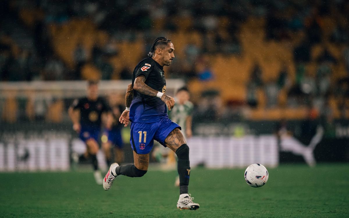 Raphinha comes back to draw level with Neymar