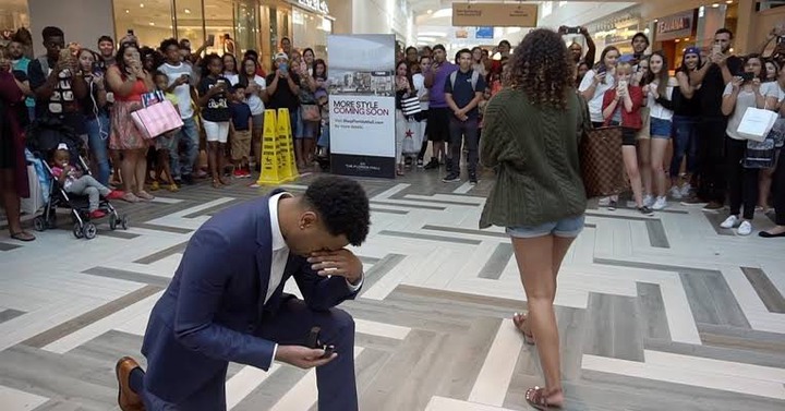 Before You Propose To Your Girl In Public, Make Sure You Do These 2 Things.  - Opera News