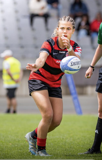 Lou joue au Stade toulousain.
