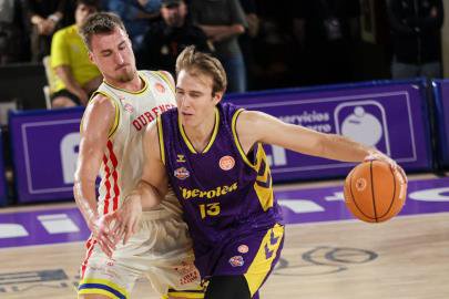 Palencia and Oviedo Secure Home Wins in Primera FEB Round 5