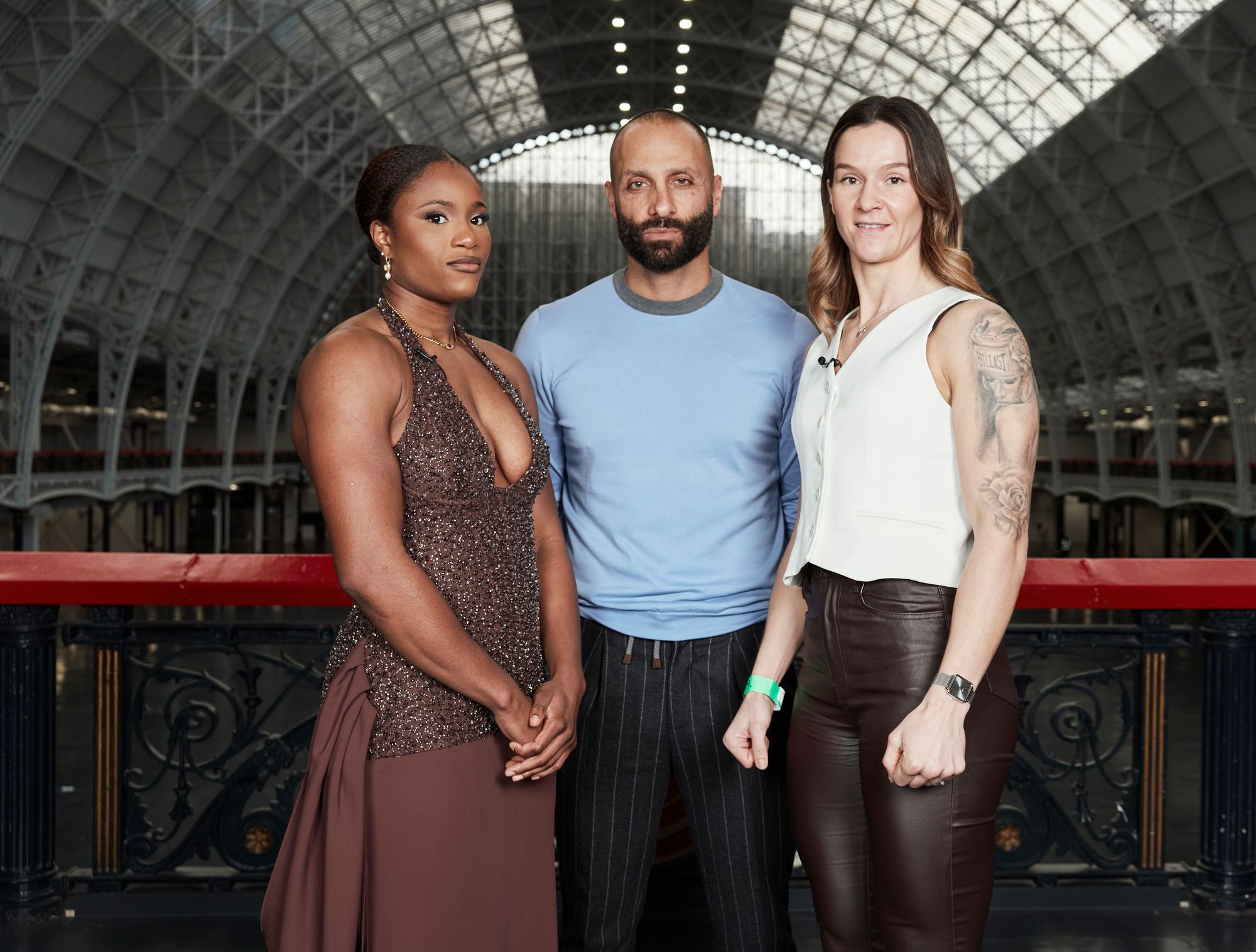 Dubois and Harper (right) with promoter Nakisa Bidarian in February