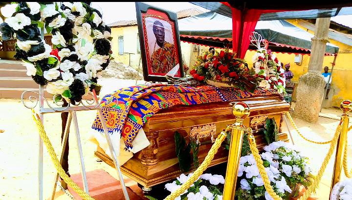 See Videos and Photos From The Burial Of Veteran actor Kohwe
