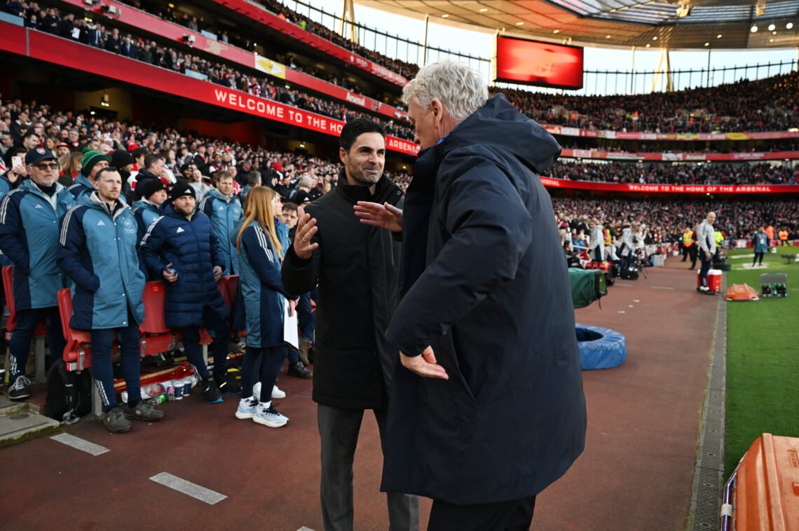 David Moyes embraces Mikel Arteta.