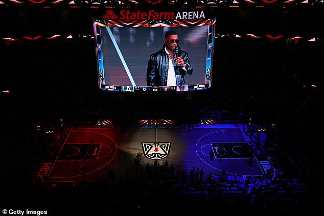 Players from the Atlanta Dream and Golden State Valkyries left the court before the national anthem ahead of Game 3 of the WNBA Finals