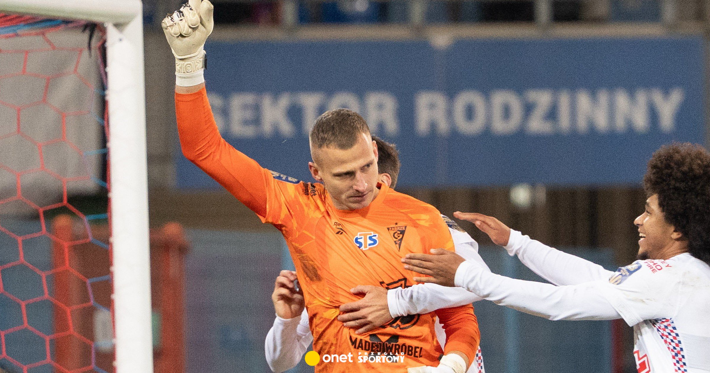 Bramkarz Górnika Zabrze Tomasz Loska po meczu z Piastem Gliwice